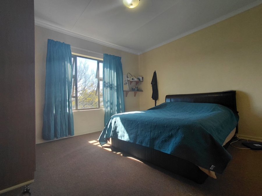 2 Bedroom Property for Sale in Potchefstroom North West